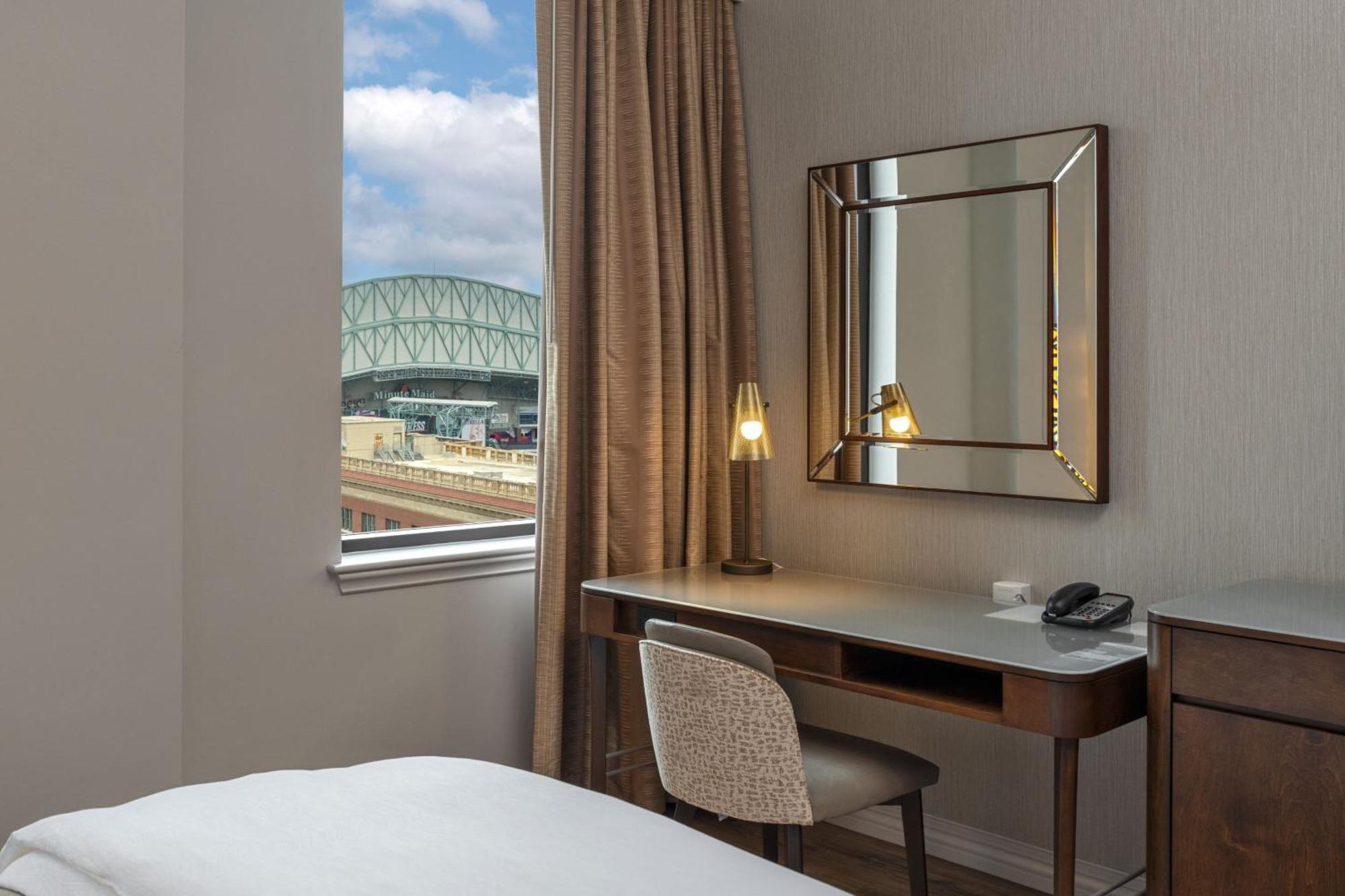 מלון The Westin Houston Downtown מראה חיצוני תמונה