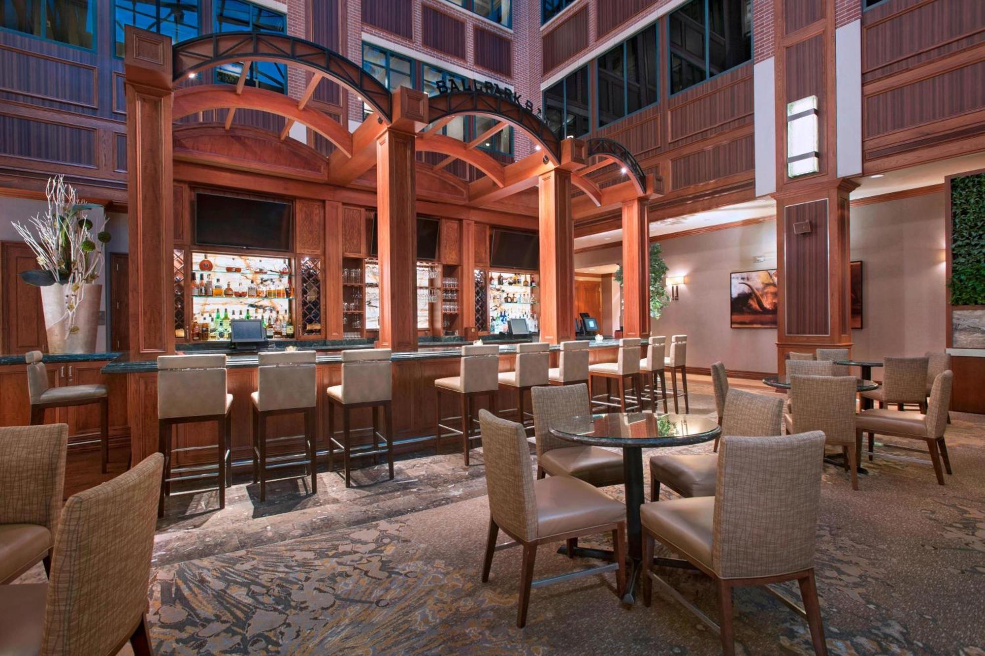 מלון The Westin Houston Downtown מראה חיצוני תמונה